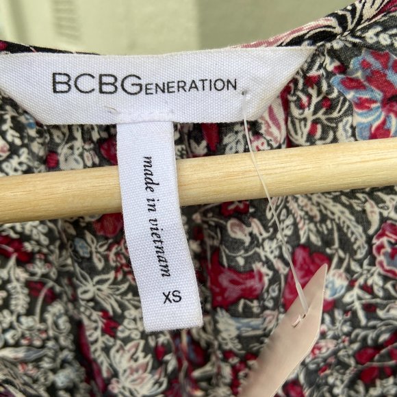 Boho flowered BCBG shirt - Picture 4 of 6